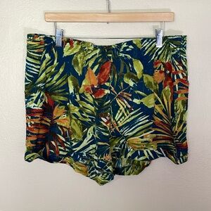 NWT Daily Thread Tropical Shorts. Size Large